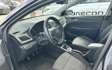 Hyundai Solaris II рестайлинг, 2018 год, 1 000 000 рублей, 10 фотография