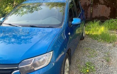 Renault Sandero II рестайлинг, 2018 год, 894 000 рублей, 1 фотография