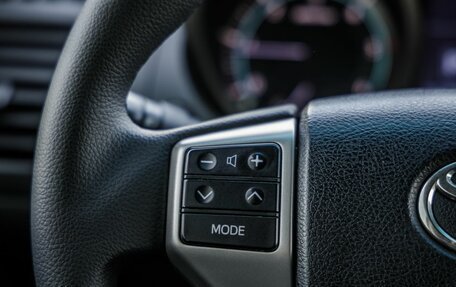 Toyota Land Cruiser Prado 150 рестайлинг 2, 2012 год, 2 198 000 рублей, 17 фотография