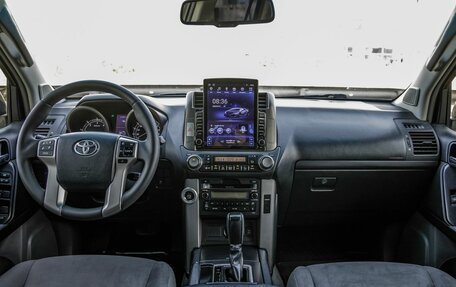 Toyota Land Cruiser Prado 150 рестайлинг 2, 2012 год, 2 198 000 рублей, 14 фотография
