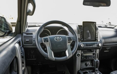 Toyota Land Cruiser Prado 150 рестайлинг 2, 2012 год, 2 198 000 рублей, 15 фотография