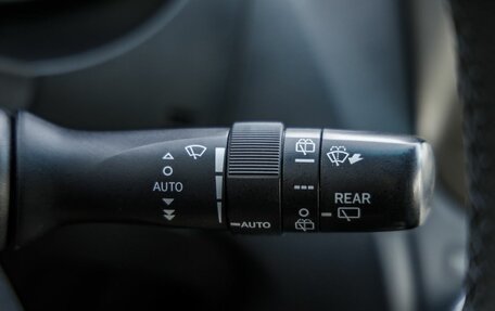 Toyota Land Cruiser Prado 150 рестайлинг 2, 2012 год, 2 198 000 рублей, 20 фотография
