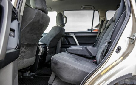 Toyota Land Cruiser Prado 150 рестайлинг 2, 2012 год, 2 198 000 рублей, 37 фотография
