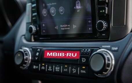 Toyota Land Cruiser Prado 150 рестайлинг 2, 2012 год, 2 198 000 рублей, 28 фотография
