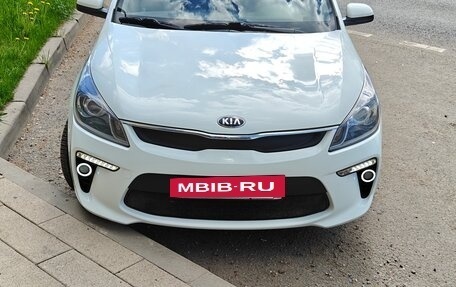 KIA Rio IV, 2018 год, 1 250 000 рублей, 3 фотография