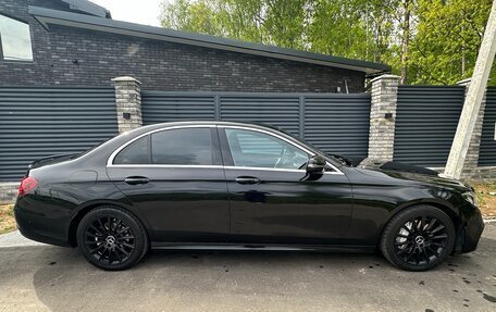 Mercedes-Benz E-Класс, 2018 год, 2 590 000 рублей, 2 фотография
