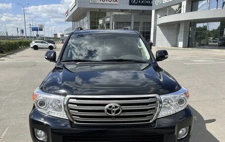 Toyota Land Cruiser 200, 2013 год, 5 500 000 рублей, 2 фотография