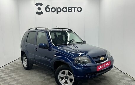 Chevrolet Niva I рестайлинг, 2019 год, 810 000 рублей, 2 фотография