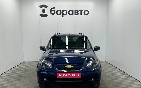 Chevrolet Niva I рестайлинг, 2019 год, 810 000 рублей, 3 фотография