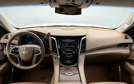 Cadillac Escalade IV, 2015 год, 3 849 000 рублей, 17 фотография