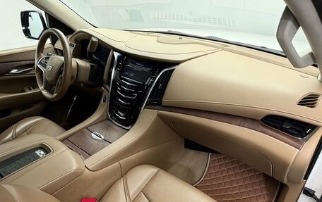 Cadillac Escalade IV, 2015 год, 3 849 000 рублей, 14 фотография