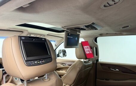 Cadillac Escalade IV, 2015 год, 3 849 000 рублей, 13 фотография