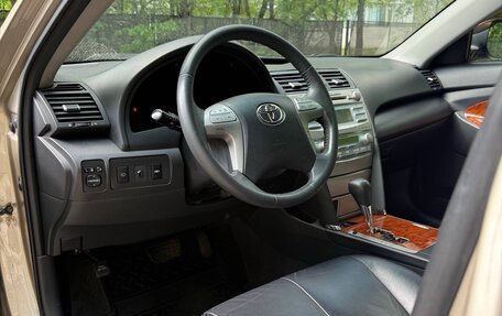 Toyota Camry, 2008 год, 1 270 000 рублей, 13 фотография
