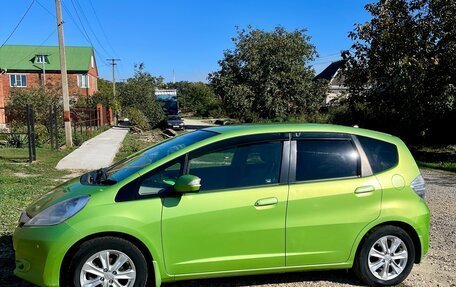 Honda Fit III, 2010 год, 690 000 рублей, 3 фотография