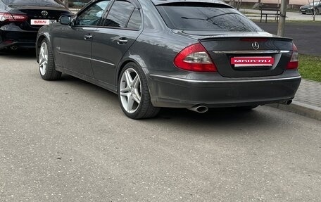 Mercedes-Benz E-Класс, 2008 год, 1 800 000 рублей, 6 фотография