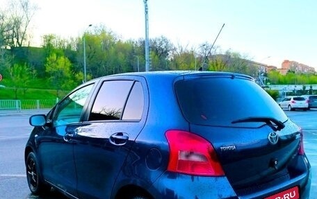 Toyota Yaris III рестайлинг, 2008 год, 700 000 рублей, 8 фотография