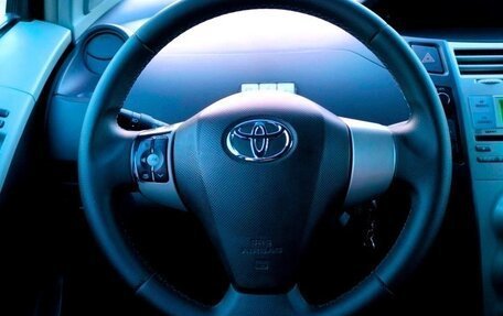Toyota Yaris III рестайлинг, 2008 год, 700 000 рублей, 15 фотография