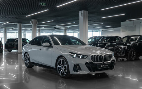 BMW 5 серия, 2023 год, 7 950 000 рублей, 2 фотография