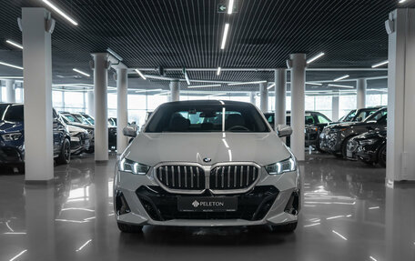 BMW 5 серия, 2023 год, 7 950 000 рублей, 3 фотография
