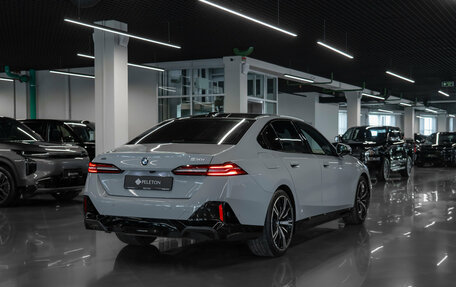 BMW 5 серия, 2023 год, 7 950 000 рублей, 5 фотография