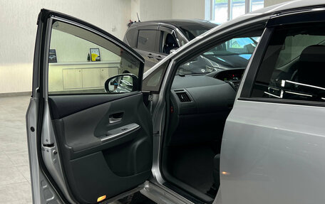 Toyota Prius Alpha I (ZVW40/41), 2011 год, 1 227 000 рублей, 20 фотография