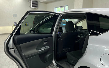 Toyota Prius Alpha I (ZVW40/41), 2011 год, 1 227 000 рублей, 18 фотография