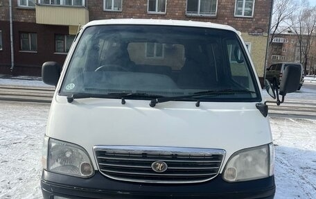Toyota HiAce H100, 2001 год, 790 000 рублей, 1 фотография