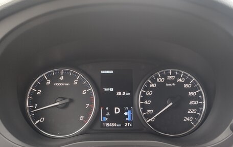 Mitsubishi Outlander III рестайлинг 3, 2017 год, 2 240 000 рублей, 10 фотография