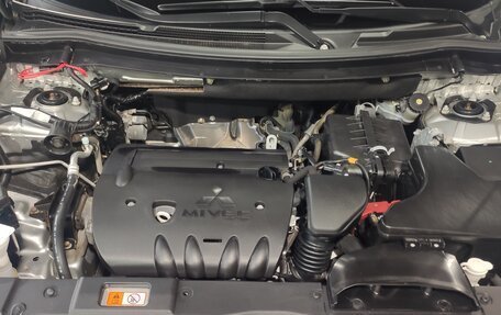 Mitsubishi Outlander III рестайлинг 3, 2017 год, 2 240 000 рублей, 16 фотография