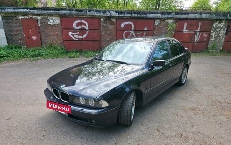 BMW 5 серия, 2002 год, 750 000 рублей, 3 фотография
