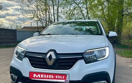 Renault Logan II, 2021 год, 1 160 000 рублей, 2 фотография