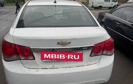 Chevrolet Cruze II, 2011 год, 235 000 рублей, 2 фотография