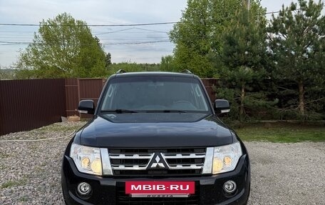 Mitsubishi Pajero IV, 2012 год, 2 150 000 рублей, 2 фотография