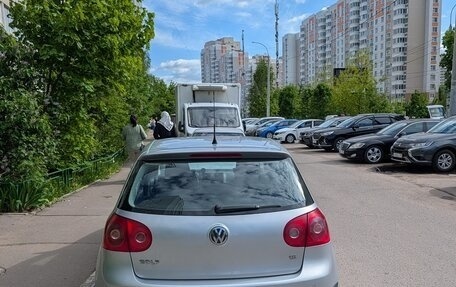 Volkswagen Golf V, 2006 год, 500 000 рублей, 3 фотография