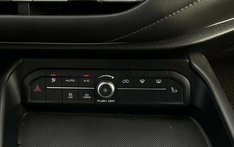Haval F7 I, 2020 год, 1 650 000 рублей, 10 фотография