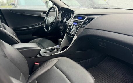 Hyundai Sonata VI, 2010 год, 1 050 000 рублей, 15 фотография