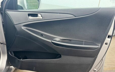 Hyundai Sonata VI, 2010 год, 1 050 000 рублей, 14 фотография