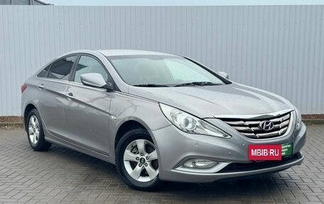 Hyundai Sonata VI, 2010 год, 1 050 000 рублей, 4 фотография