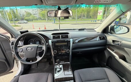 Toyota Camry, 2014 год, 1 750 000 рублей, 12 фотография