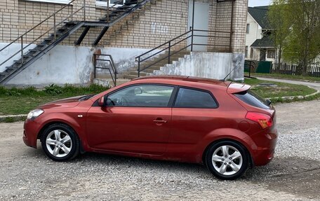 KIA cee'd I рестайлинг, 2008 год, 320 000 рублей, 2 фотография