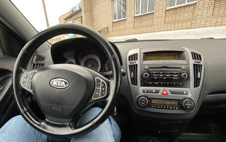 KIA cee'd I рестайлинг, 2008 год, 320 000 рублей, 13 фотография