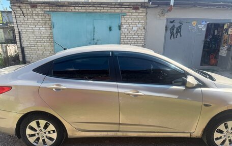 Hyundai Solaris II рестайлинг, 2012 год, 480 000 рублей, 17 фотография
