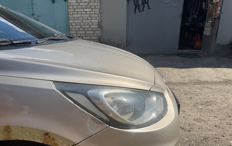 Hyundai Solaris II рестайлинг, 2012 год, 480 000 рублей, 15 фотография