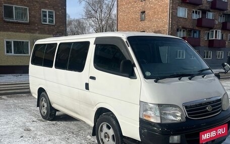 Toyota HiAce H100, 2001 год, 790 000 рублей, 4 фотография