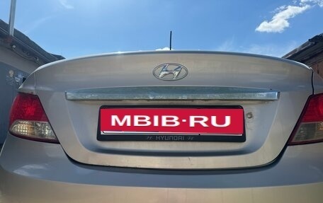 Hyundai Solaris II рестайлинг, 2012 год, 480 000 рублей, 21 фотография