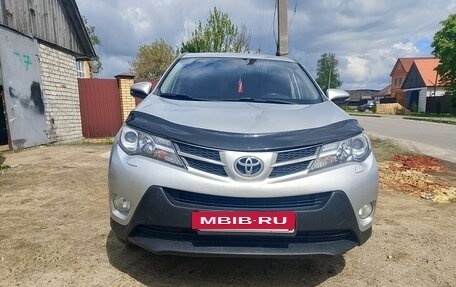 Toyota RAV4, 2014 год, 1 750 000 рублей, 4 фотография