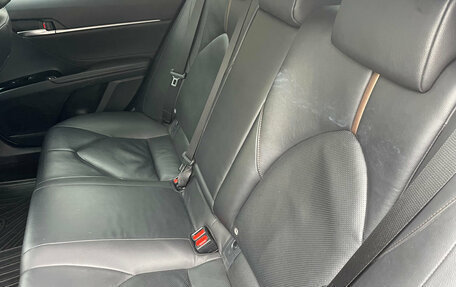 Toyota Camry, 2018 год, 2 399 000 рублей, 15 фотография