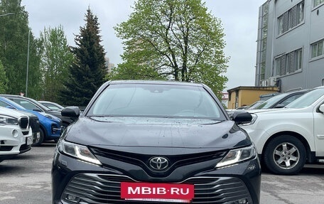Toyota Camry, 2018 год, 2 399 000 рублей, 5 фотография