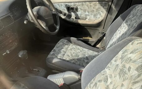 Nissan Wingroad I, 1997 год, 127 000 рублей, 3 фотография