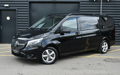 Mercedes-Benz Vito, 2021 год, 7 500 000 рублей, 1 фотография